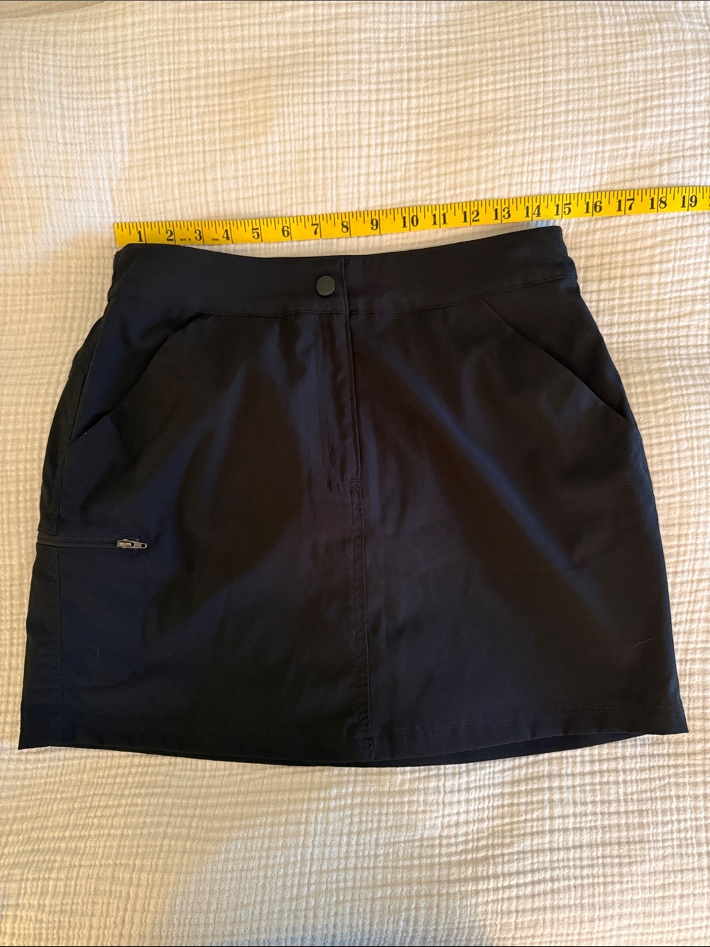Black Women's Active Skort with Front Pockets